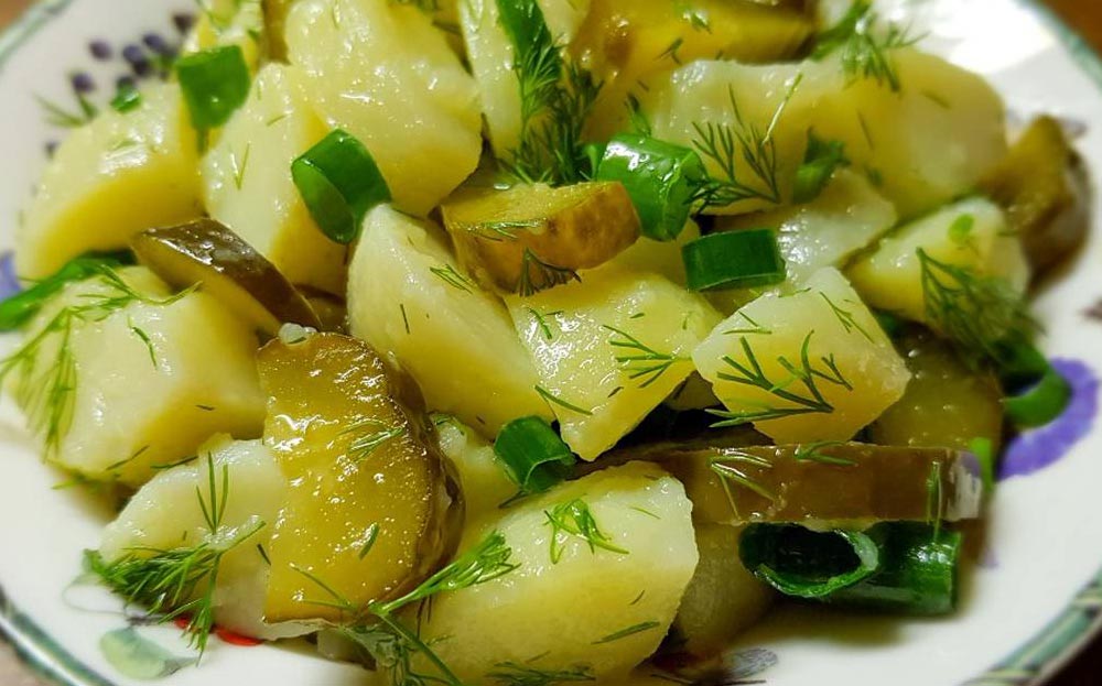 Салат картофельный с капустой по-грузински